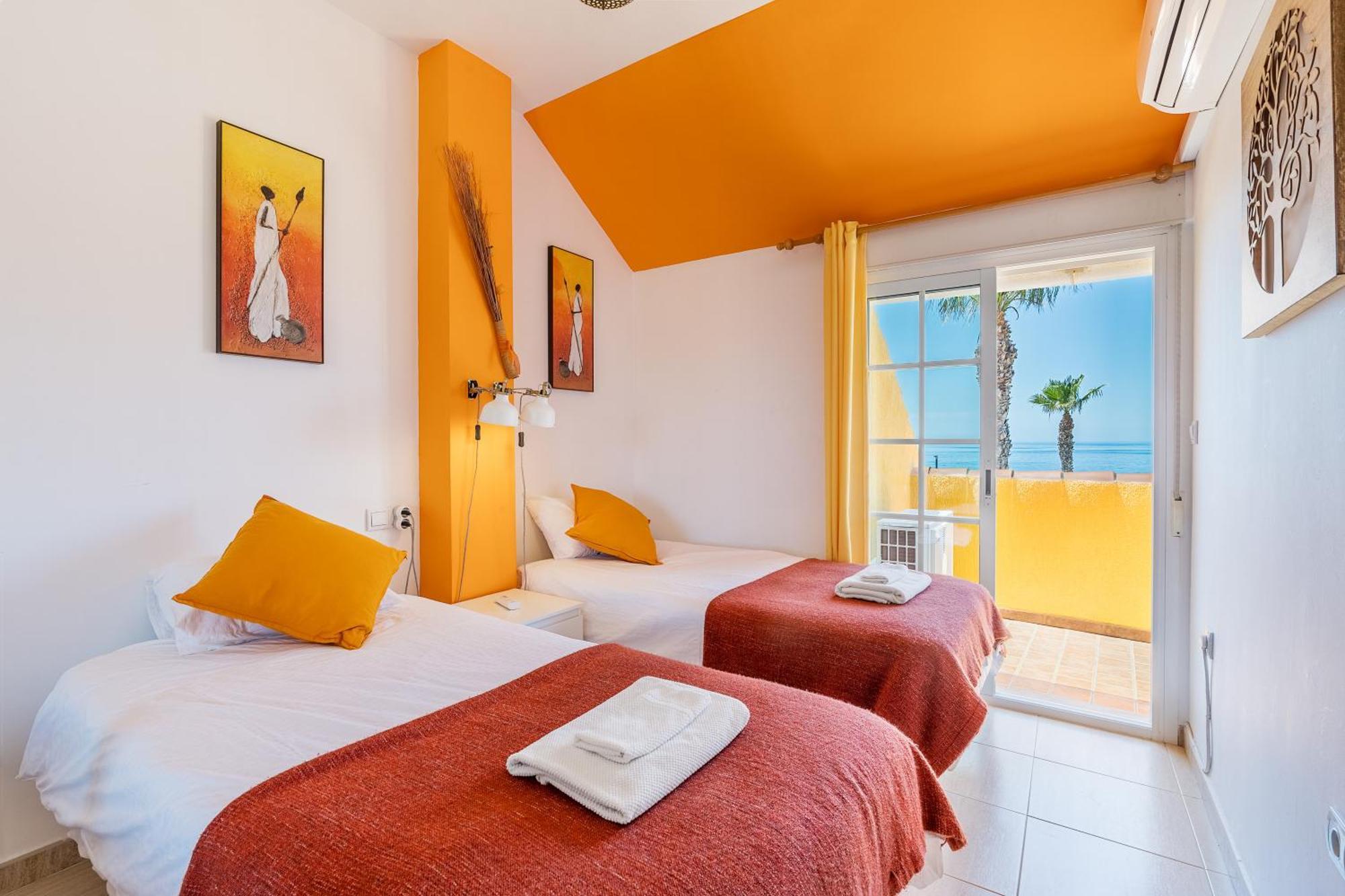 The Beach House at Playa Salobreña Exterior foto